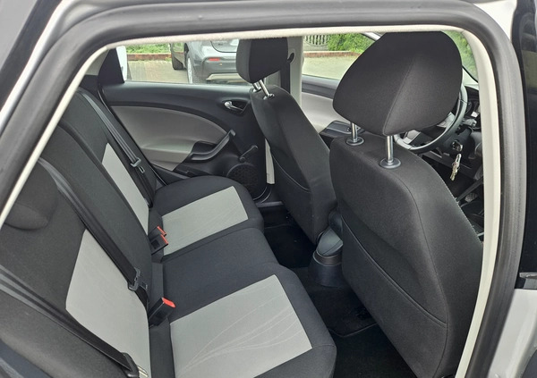 Seat Ibiza cena 20900 przebieg: 150000, rok produkcji 2013 z Jarosław małe 106